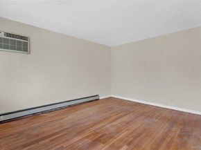 140 Arlington Avenue, Valley Stream NY 11580