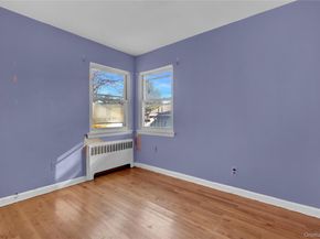 140 Arlington Avenue, Valley Stream NY 11580