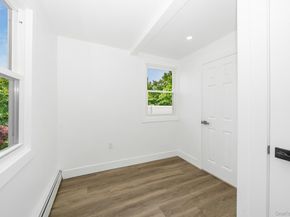 24 Calvert Avenue, West Babylon NY 11704