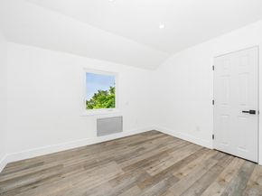 24 Calvert Avenue, West Babylon NY 11704