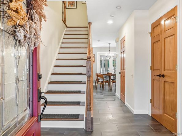 48 Dimond Avenue, Cortlandt Manor NY 10567