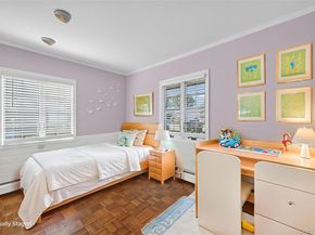 11 Foster Lane, Westbury NY 11590