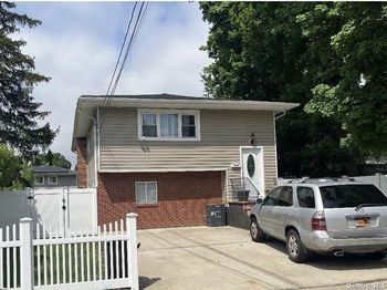 263 Siegel Street