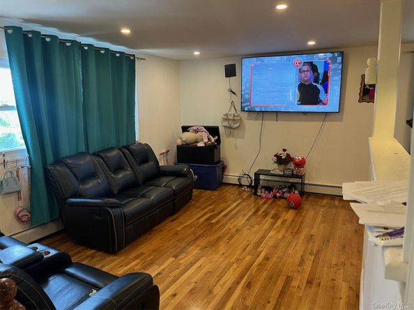 263 Siegel Street, Westbury NY 11590