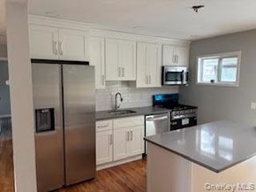 37 E Maple Street, Central Islip NY 11722