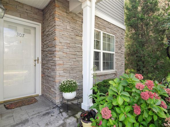 307 Medea Way, Central Islip NY 11722