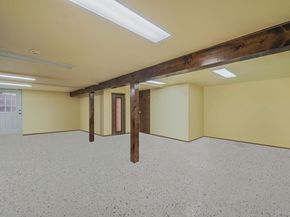 271 Bread And Cheese Hollow Road, Northport NY 11768