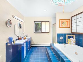 271 Bread And Cheese Hollow Road, Northport NY 11768