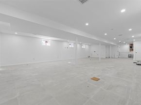 258-10 147 Road, Rosedale NY 11422