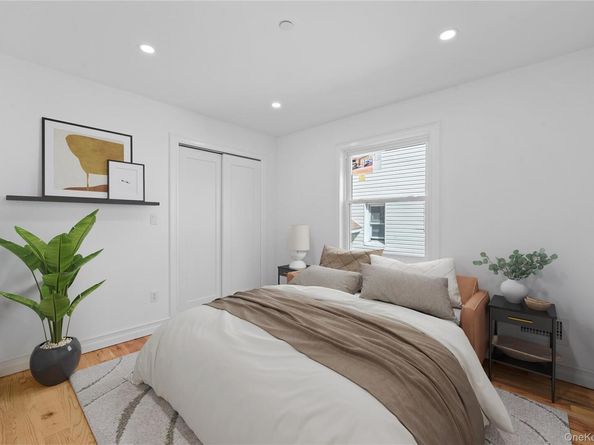 258-10 147 Road, Rosedale NY 11422