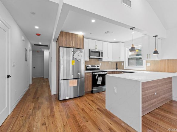 258-10 147 Road, Rosedale NY 11422