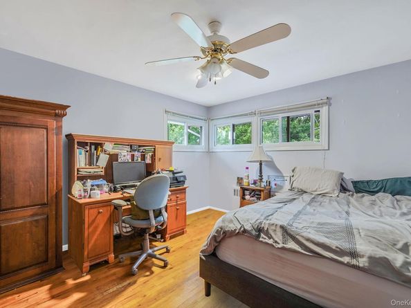 7 Wilbur Lane, Roosevelt NY 11575