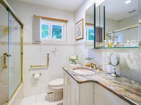 7 Wilbur Lane, Roosevelt NY 11575