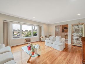7 Wilbur Lane, Roosevelt NY 11575