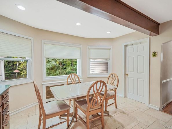 7 Wilbur Lane, Roosevelt NY 11575