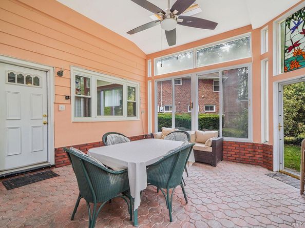 7 Wilbur Lane, Roosevelt NY 11575