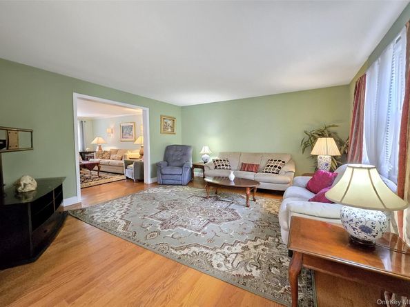 585 Pulaski Road, Kings Park NY 11754