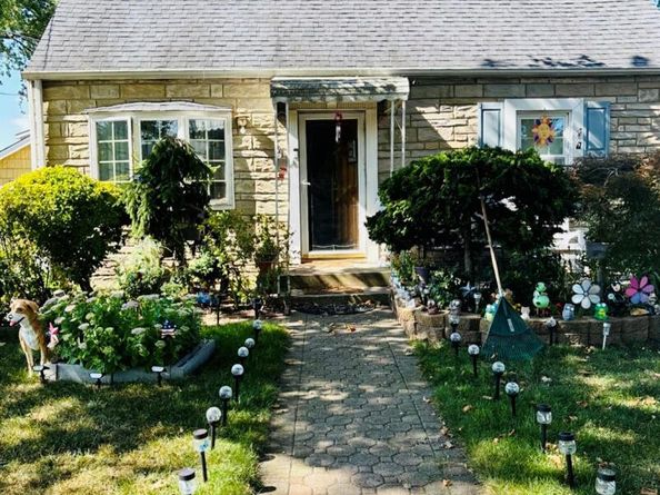75 Peninsula Boulevard, Valley Stream NY 11581