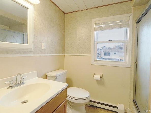 75 Peninsula Boulevard, Valley Stream NY 11581