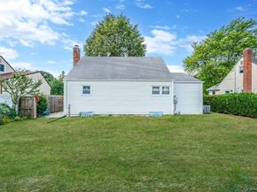 436 N Ontario Avenue, Lindenhurst NY 11757