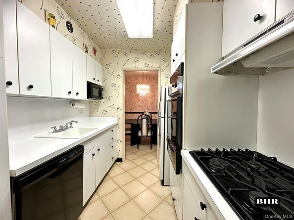 2265 Gerritsen Avenue 3S, Brooklyn NY 11229