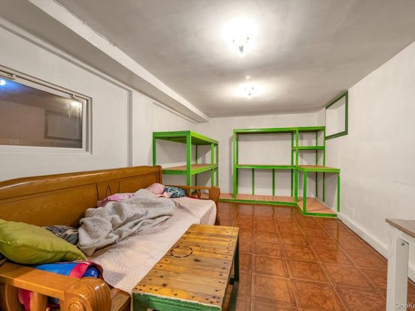 12401 9th Avenue, College Point NY 11356