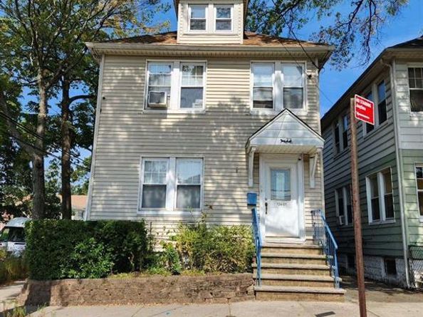 12401 9th Avenue, College Point NY 11356