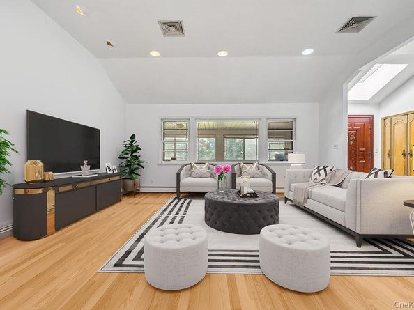 222-60 Birmington Parkway, Bayside NY 11364