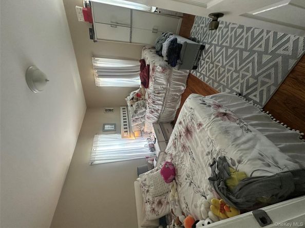 92 Leonard Avenue, Freeport NY 11520