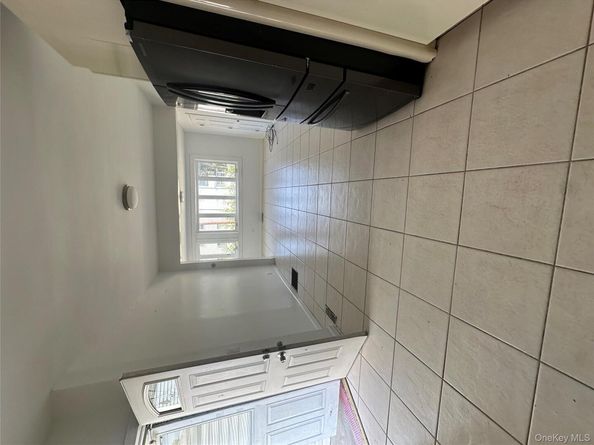 92 Leonard Avenue, Freeport NY 11520