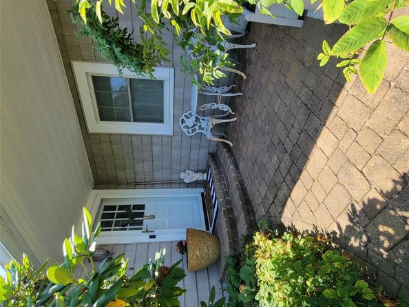 143 33rd Street, Lindenhurst NY 11757