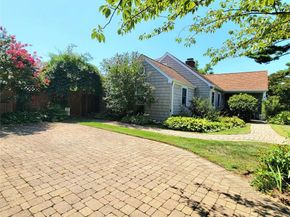 143 33rd Street, Lindenhurst NY 11757