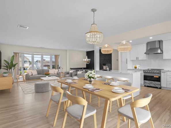 230 Sequams Lane Center, West Islip NY 11795