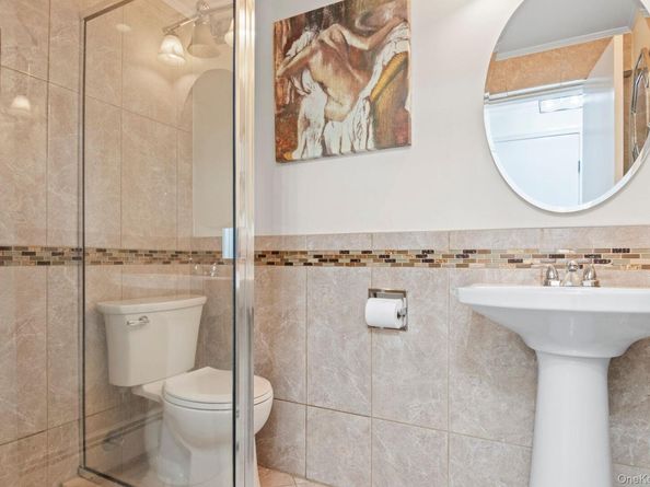 230 Sequams Lane Center, West Islip NY 11795