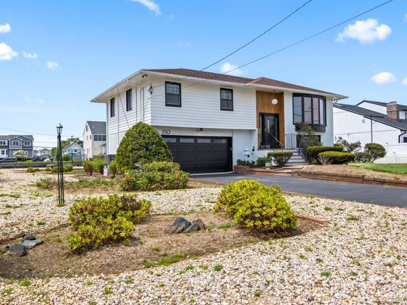 230 Sequams Lane Center, West Islip NY 11795