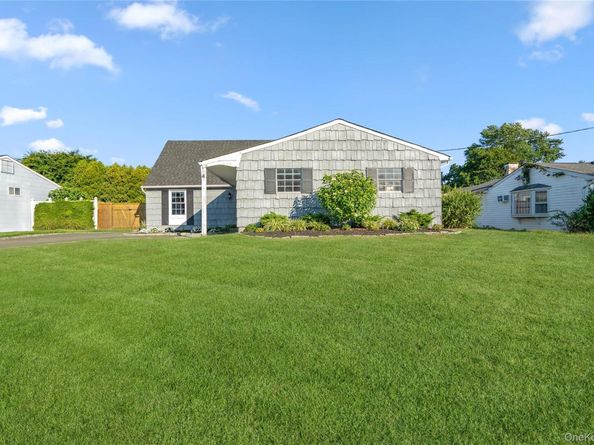 117 Stuyvesant Drive, Port Jefferson Station NY 11776