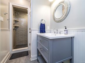 3 Reeve Road, Rockville Centre NY 11570