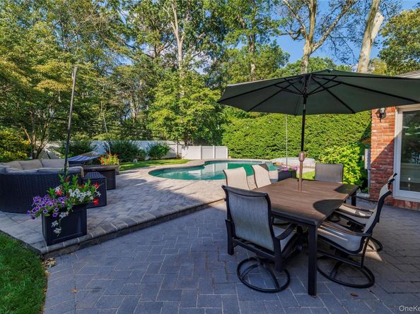 3 Reeve Road, Rockville Centre NY 11570