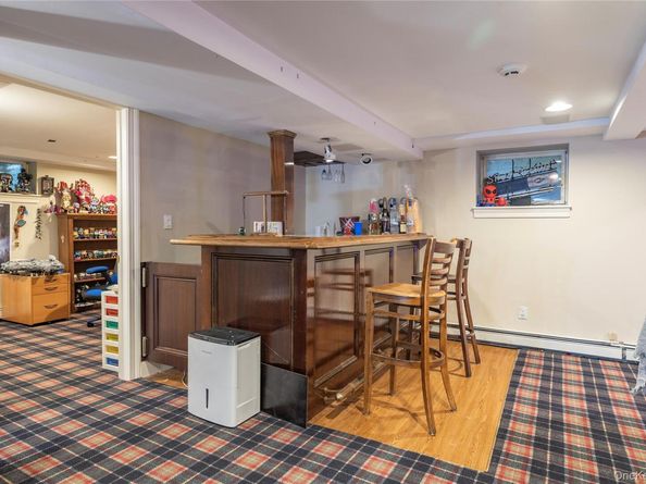 3 Reeve Road, Rockville Centre NY 11570