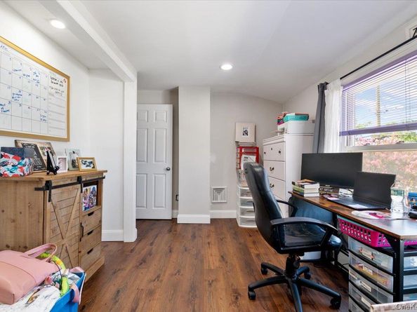53 Periwinkle Road, Levittown NY 11756