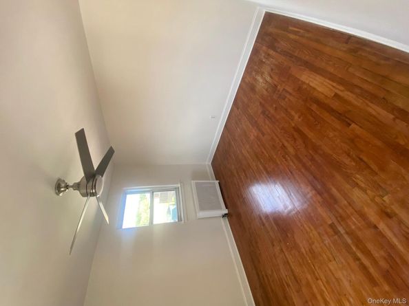 245-31B 76th Avenue 31B, Glen Oaks NY 11426