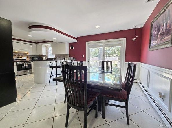 46 Midland Boulevard, Ronkonkoma NY 11779