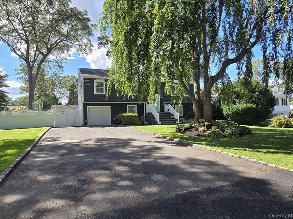 46 Midland Boulevard, Ronkonkoma NY 11779
