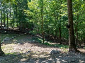 167 Farm Road E, Wading River NY 11792