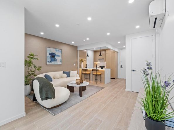 366 Harman Street 2R, Brooklyn NY 11237