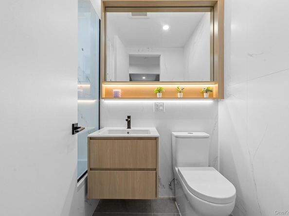 366 Harman Street 2R, Brooklyn NY 11237