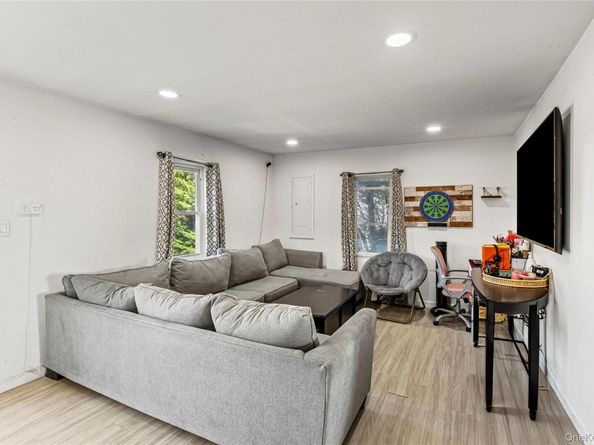 8 Edgewater Drive, Mastic Beach NY 11951