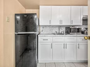 14229 231st Street, Laurelton NY 11413
