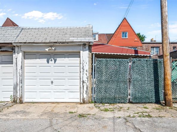 14229 231st Street, Laurelton NY 11413