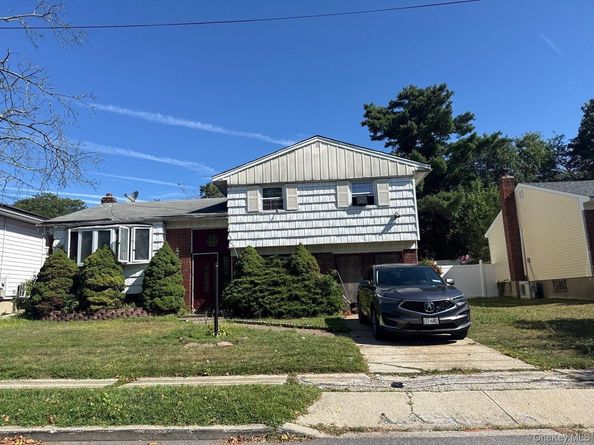 1109 Cramer Court, Baldwin NY 11510